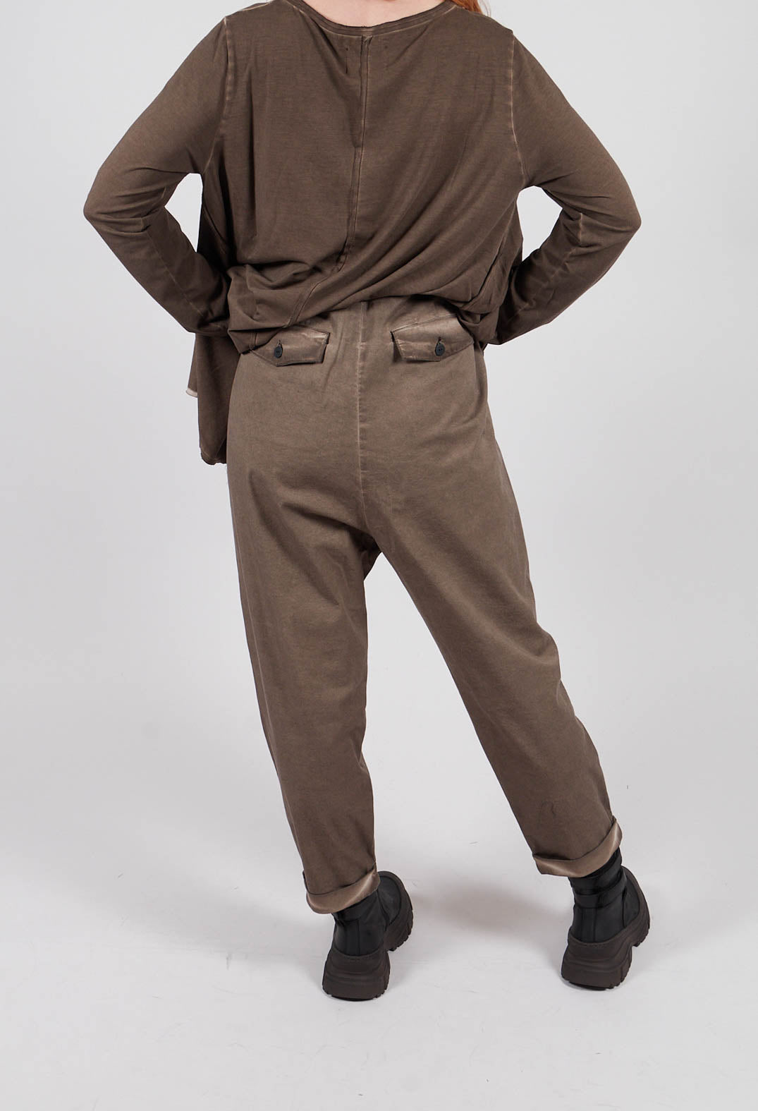 Spouse Pant in Chocolate