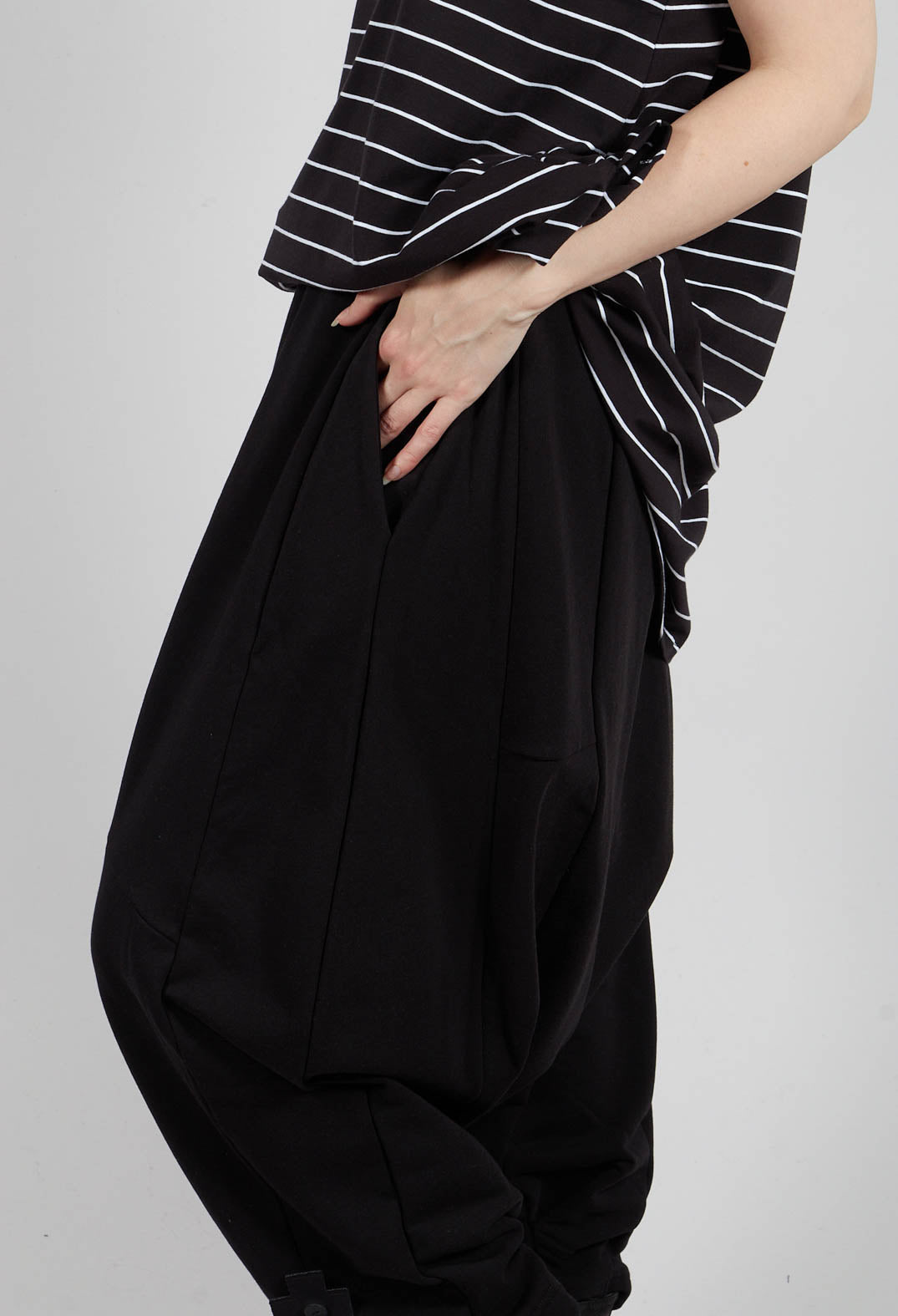 Lounge Pant in Black