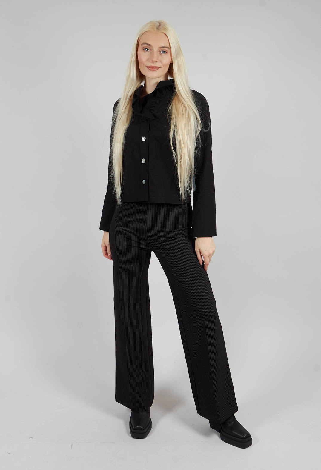Hele Shirt in Black