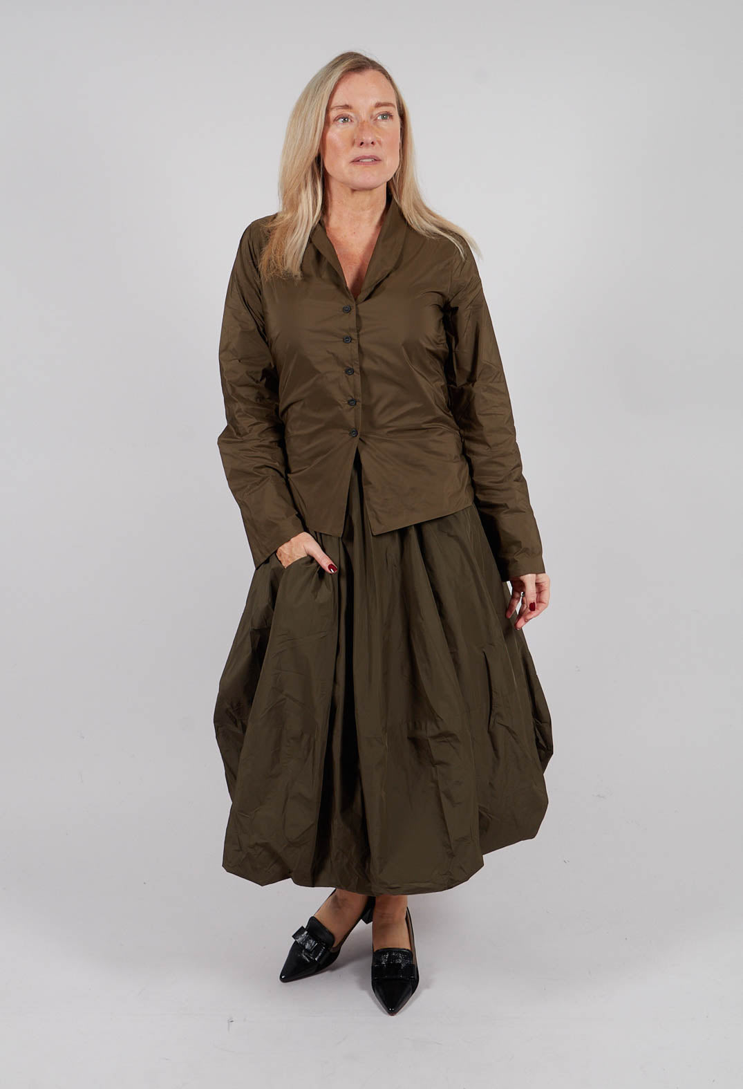 Collarless Blouse in Kaki