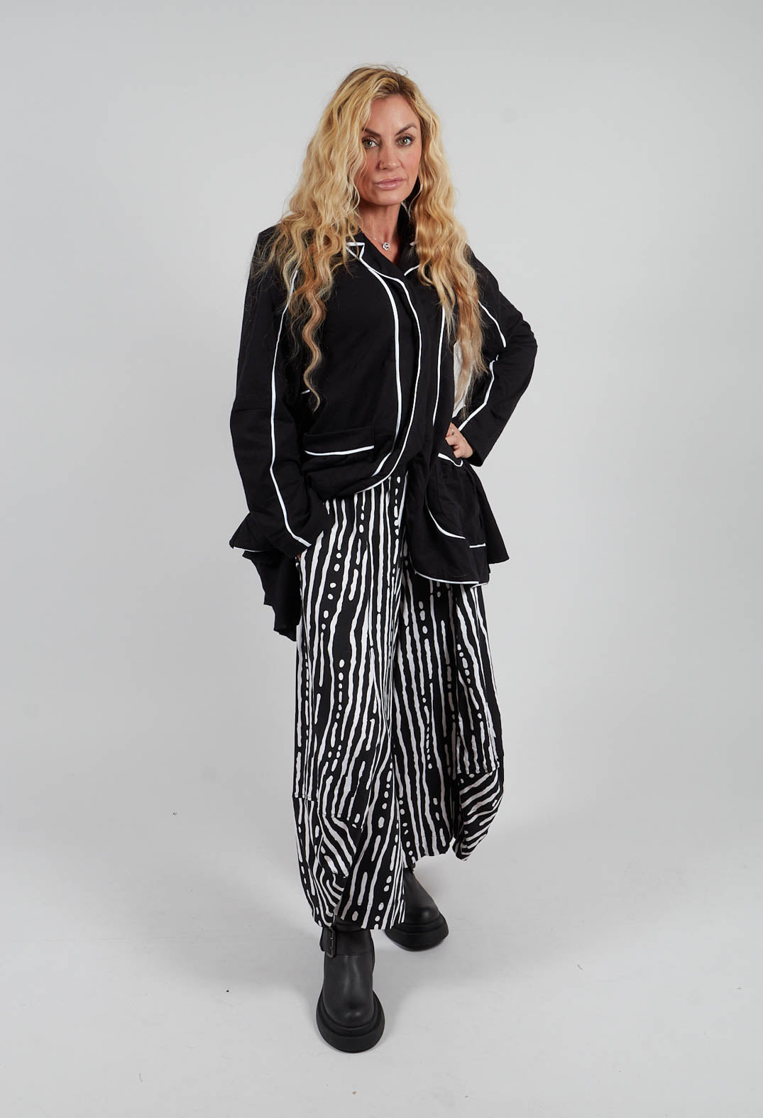 Wide Leg Trousers in Black and White
