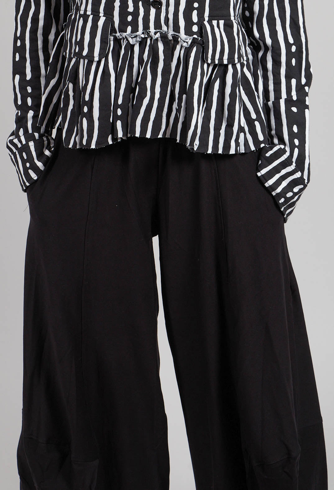 Wide Leg Trousers in Black