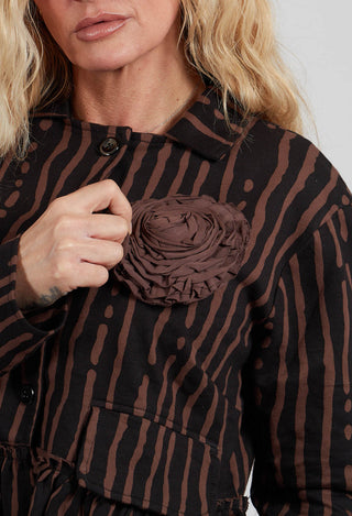 Fabric Ruffle Rosette Brooch in Brown