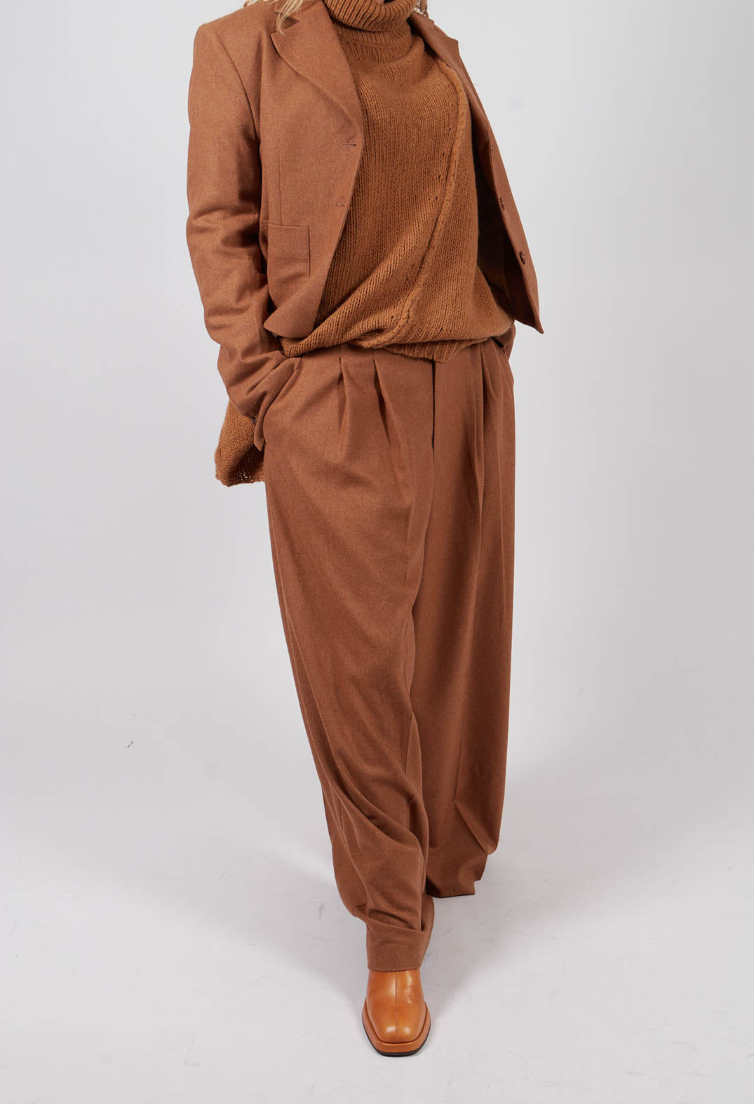 Wide Iva Trousers in Camel