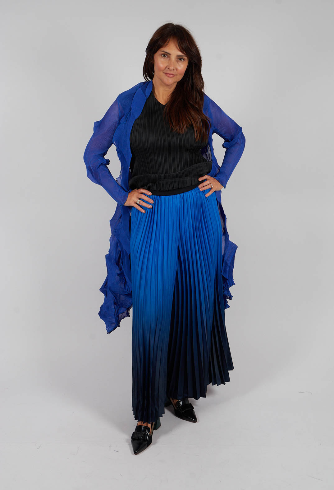 Boxy Trousers in Black and Royal