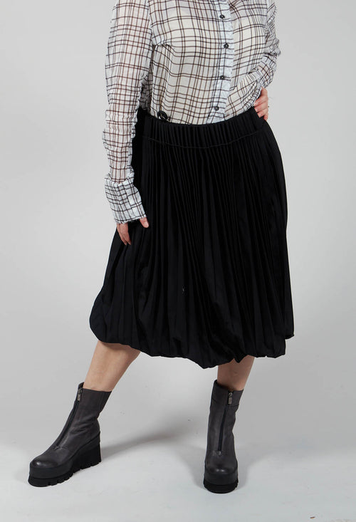 Black Pleated Skirt in Fine Virgin Wool