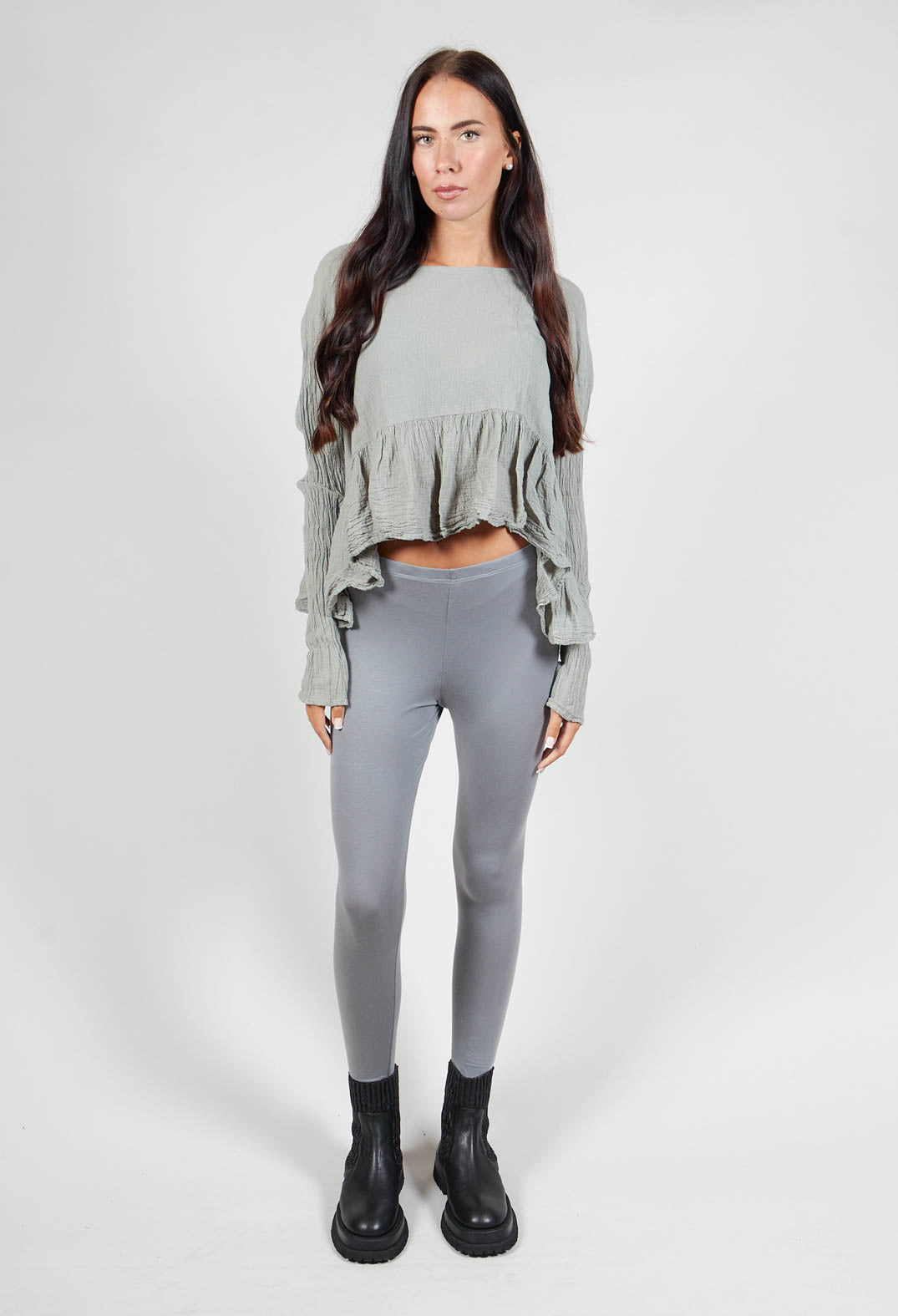 Bauchlos Top in Salbei Green