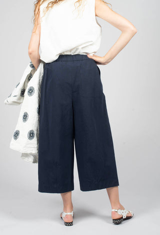 Pleated Trousers in Dark Navy