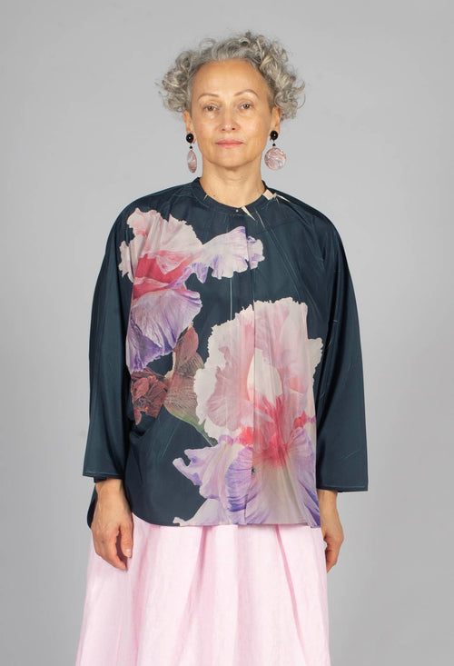 Thematic Shirt in Navy