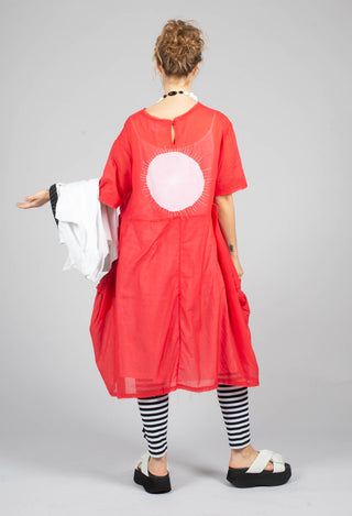 Short Sleeved Applique Dress in Red