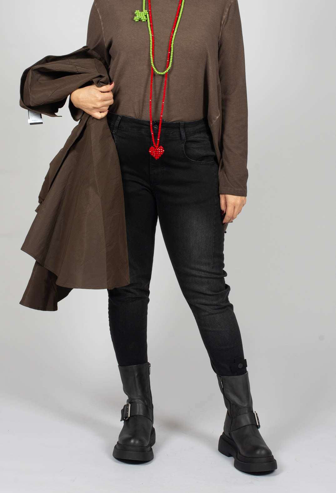 A New Jeans in Black