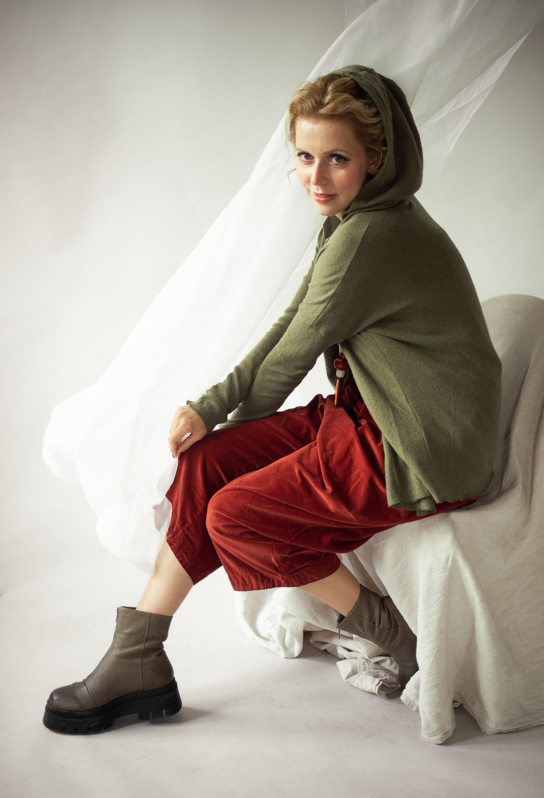 Hooded Cardigan WS in Olive