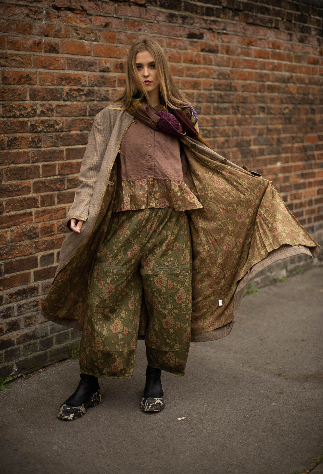 Gus Trousers in Popeline Mousse Fleure