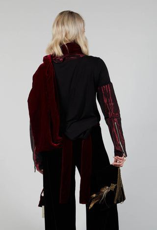Jersey Top with Contrasting Sleeves and Neck in Black and Burgundy