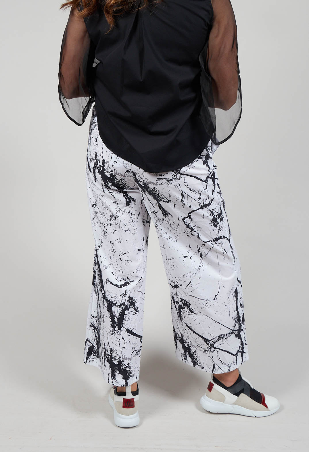 Wide Leg Trousers in Wakaba Gaia