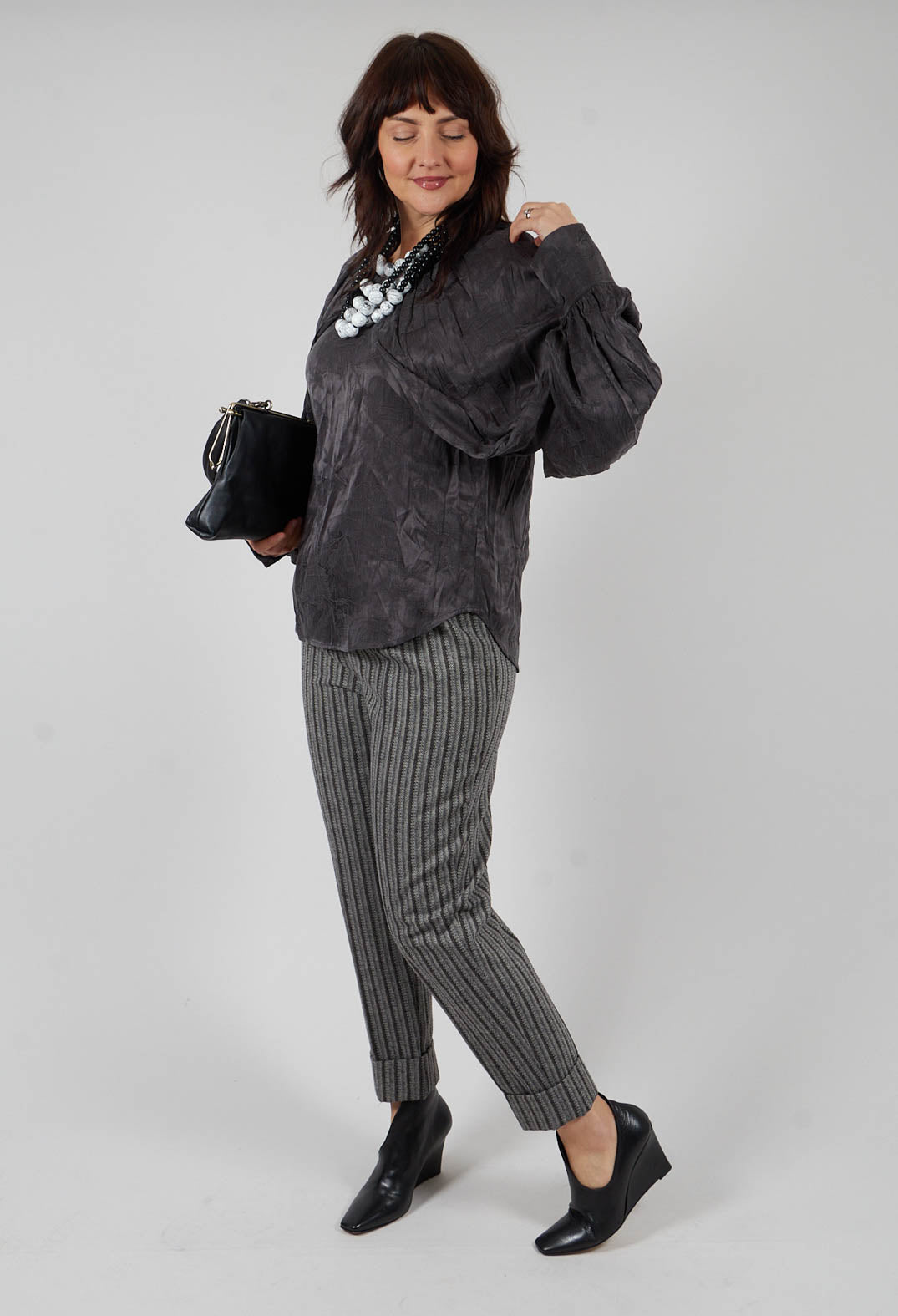 Aglaia Open Sleeve Top in Anthracite