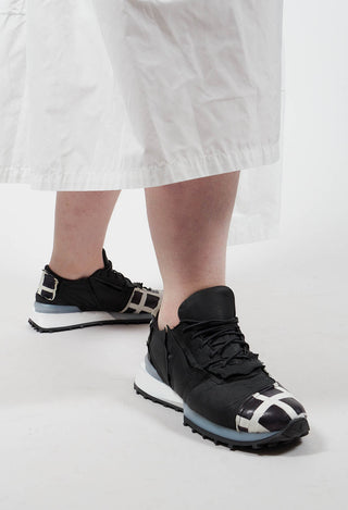 Egon Trainers in Black