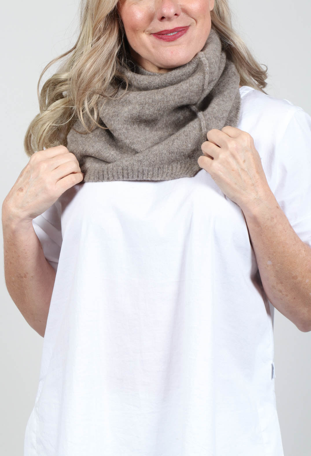 Knitted Snood in Taupe