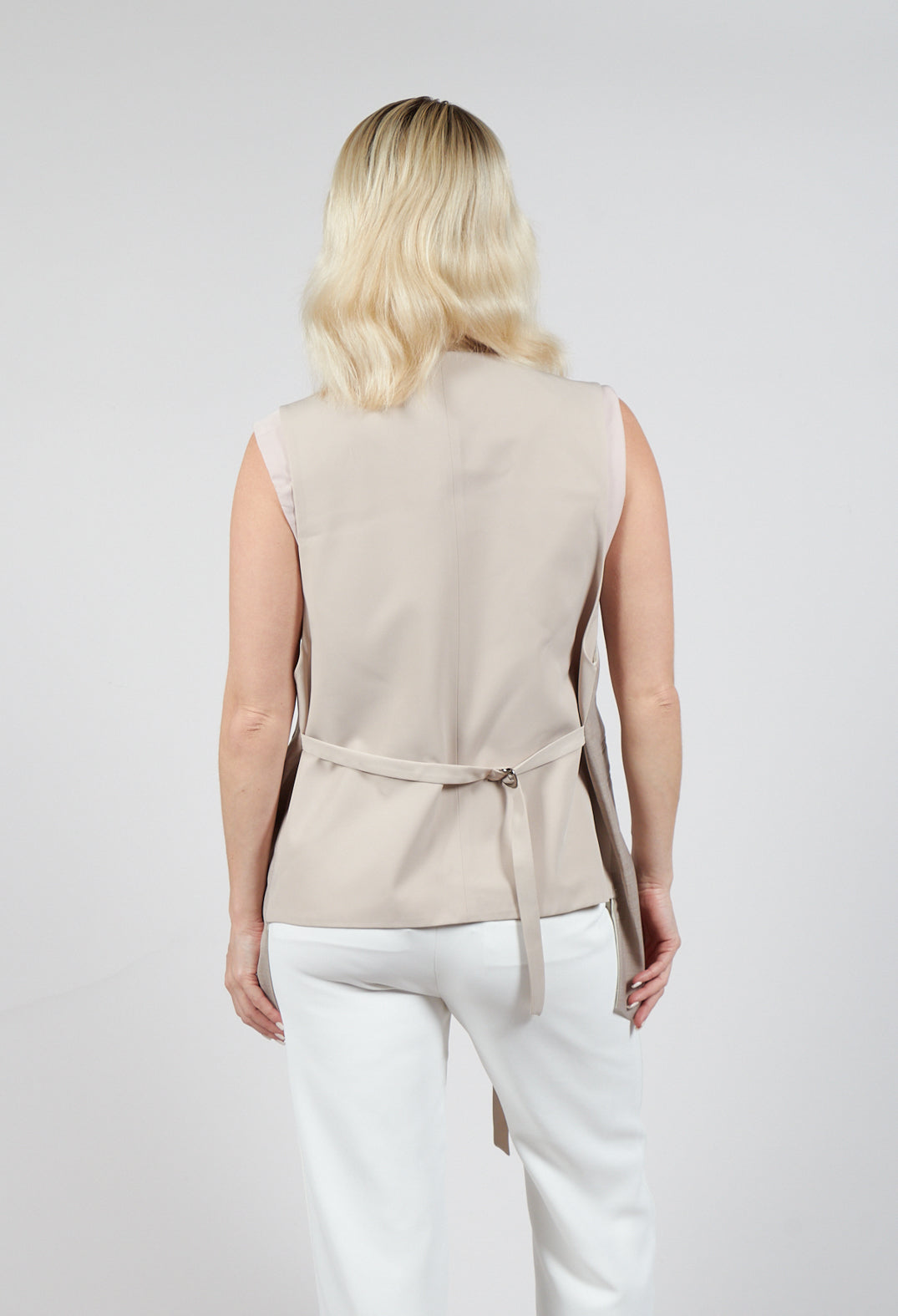 Kraken Waistcoat in Beige