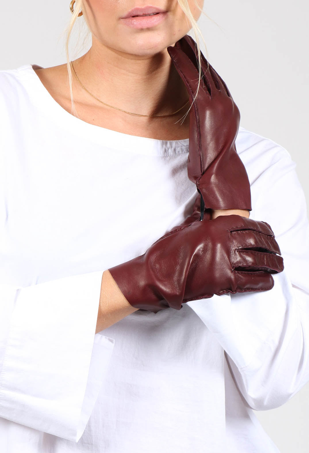 Leather Gloves in Rust