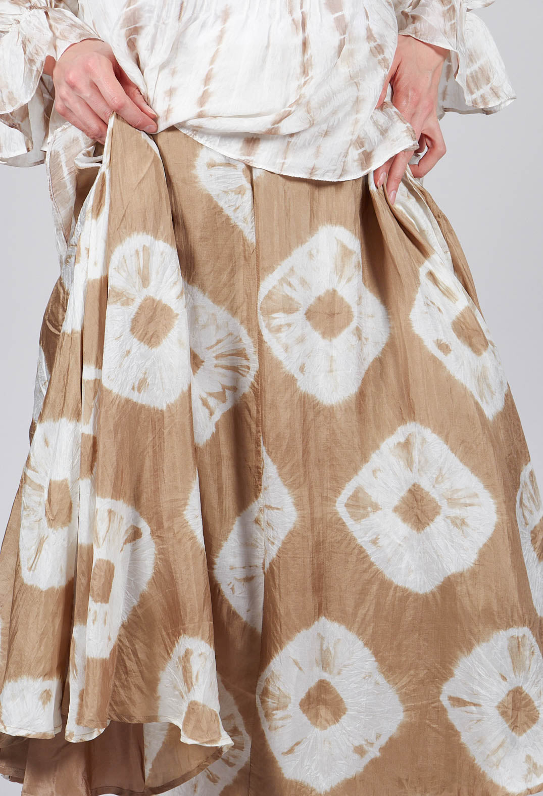 Lotus Skirt in Beige and Cream