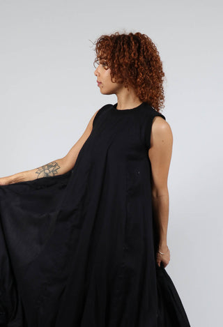 Sleeveless Maxi dress in Black