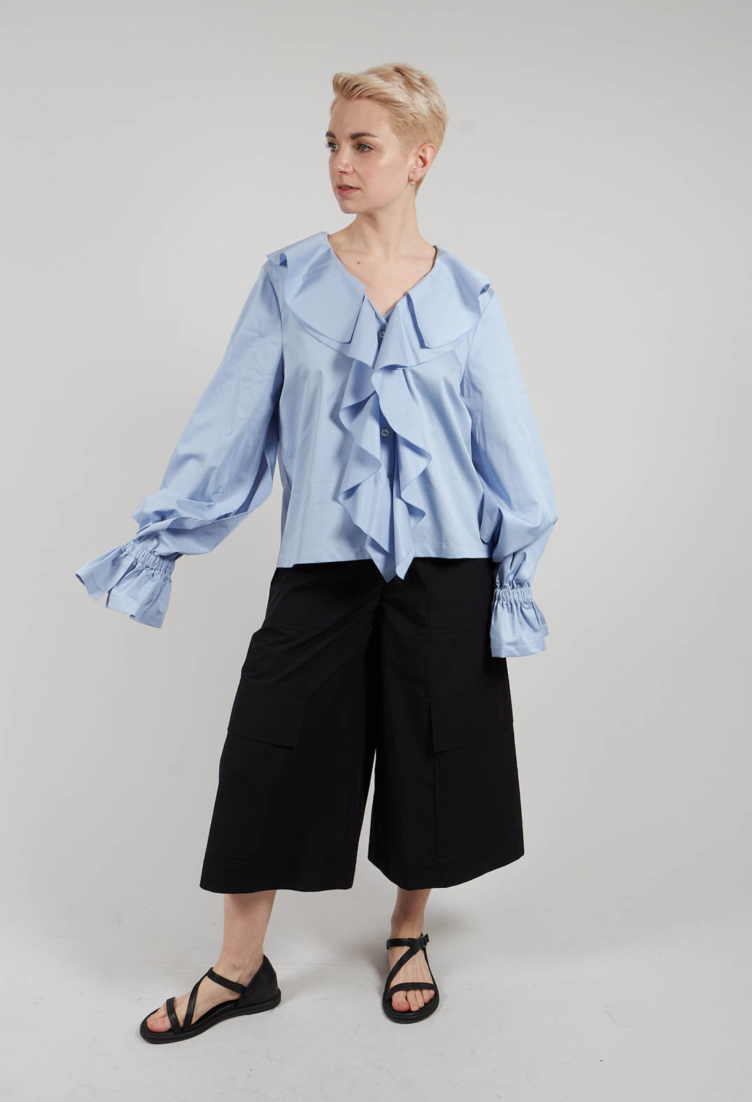 Utis Blouse in Light Blue