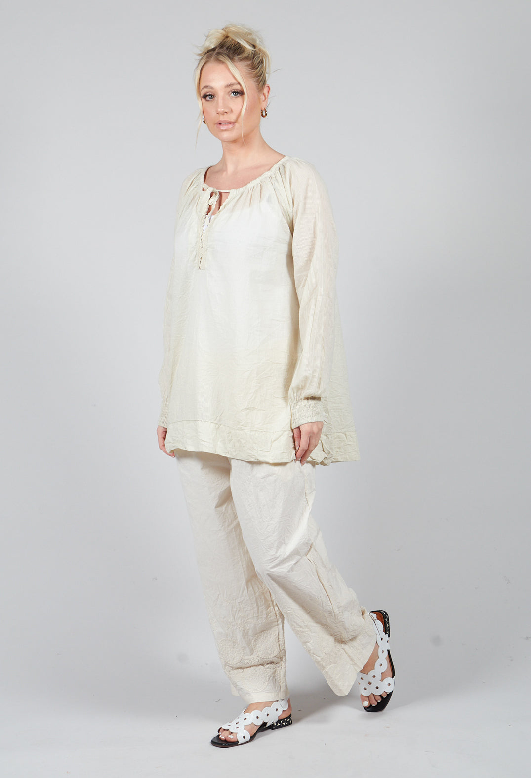 Ylva Blouse in Soft Mint