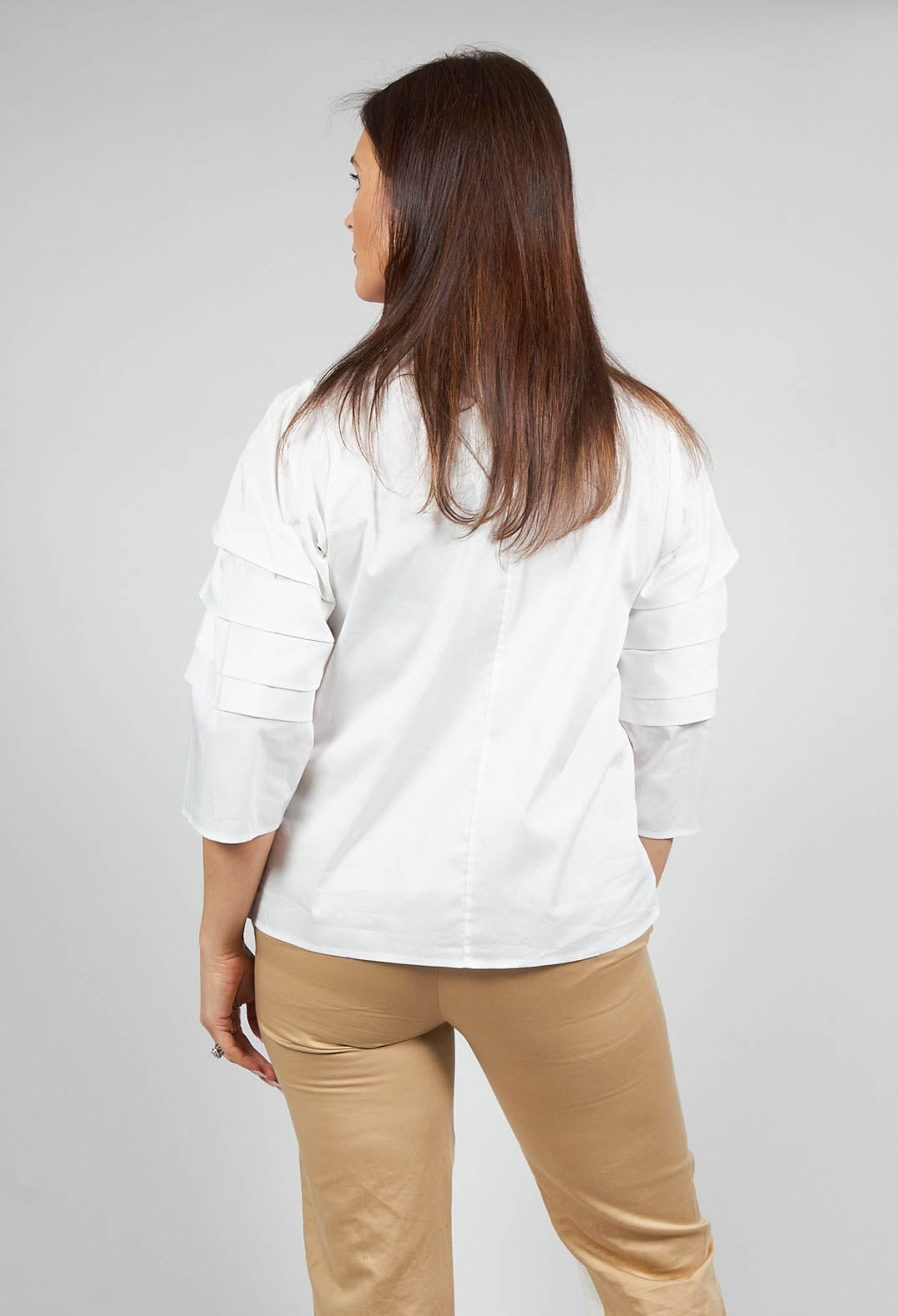 Shirt with Pleated Sleeves in Chianti Latte