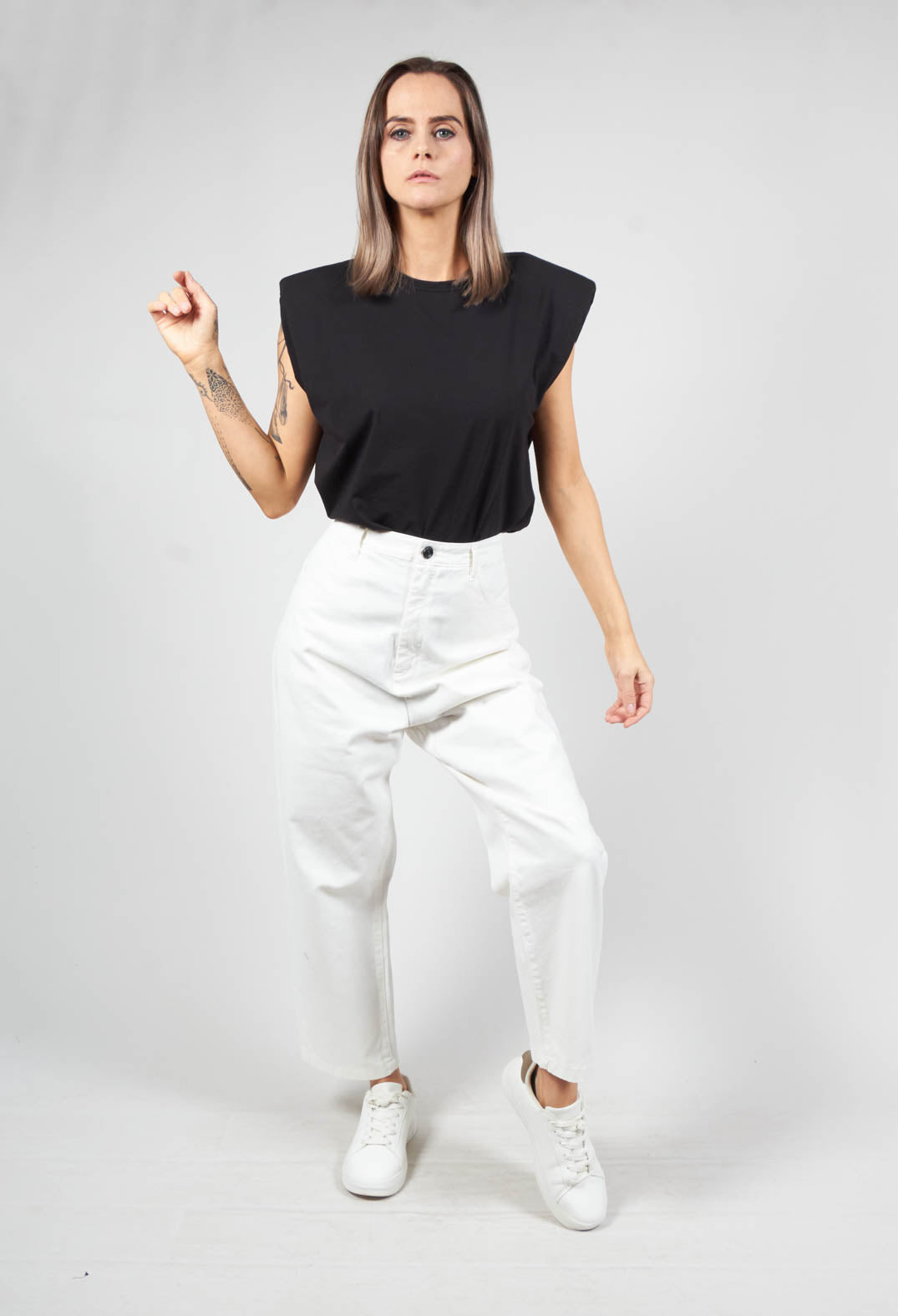Straight Leg Jeans with Patch Pockets in Off White