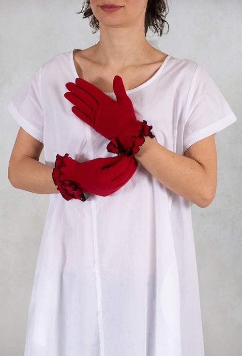 Gloves in Red/Black