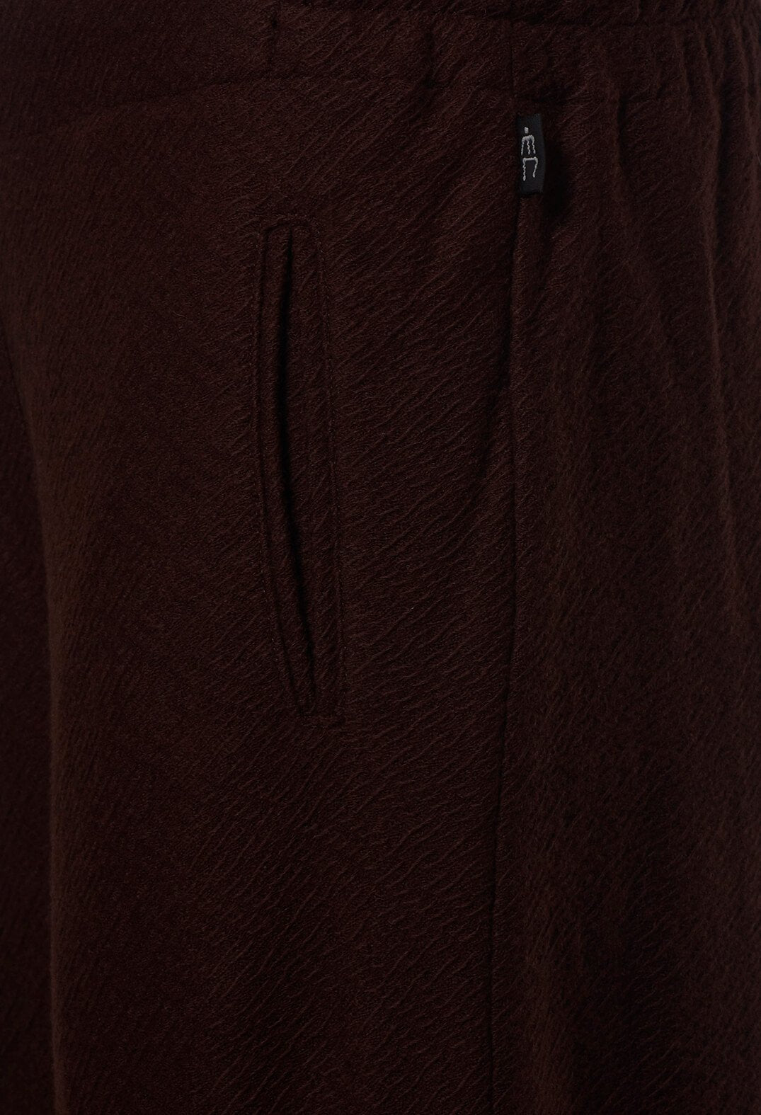 Pegged Trousers in Cognac