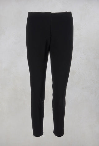 Tailored Trousers in Nero