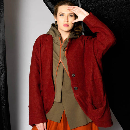 Is Oversized Fashion Here to Stay? A Moyuru Perspective