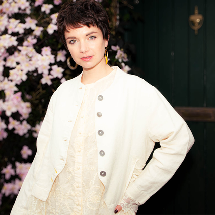 STYLING: ROMANTIC ATTIRE