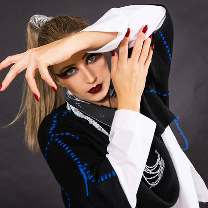 An Avant-Garde Expression - Olivia May