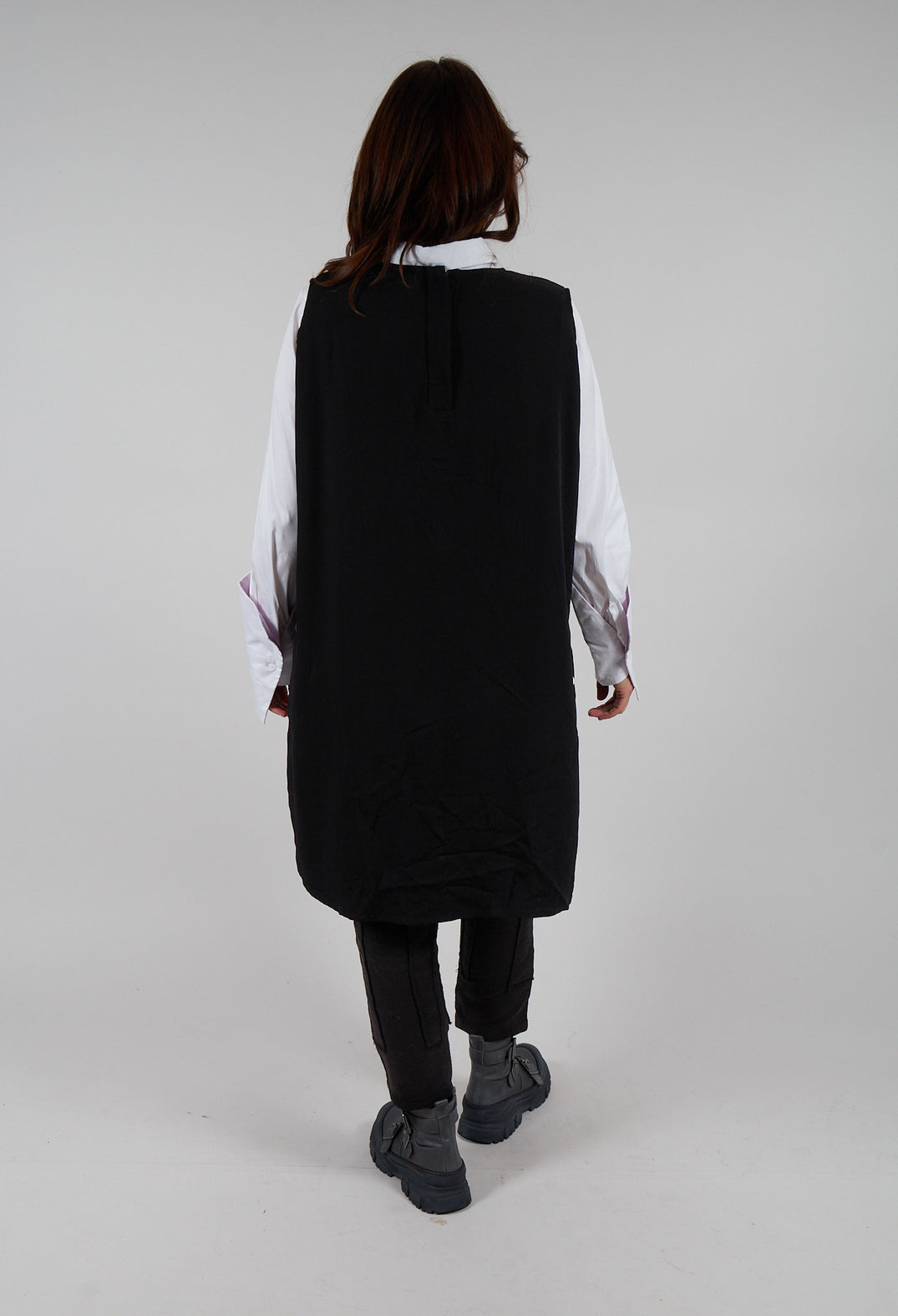 Ockero Sleeveless Dress in Black