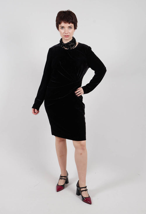 Balneaire Velvet Dress in Noir