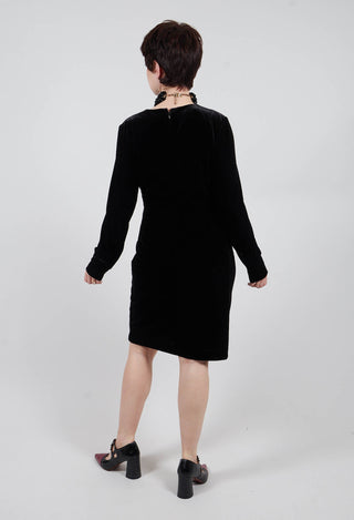 Balneaire Velvet Dress in Noir