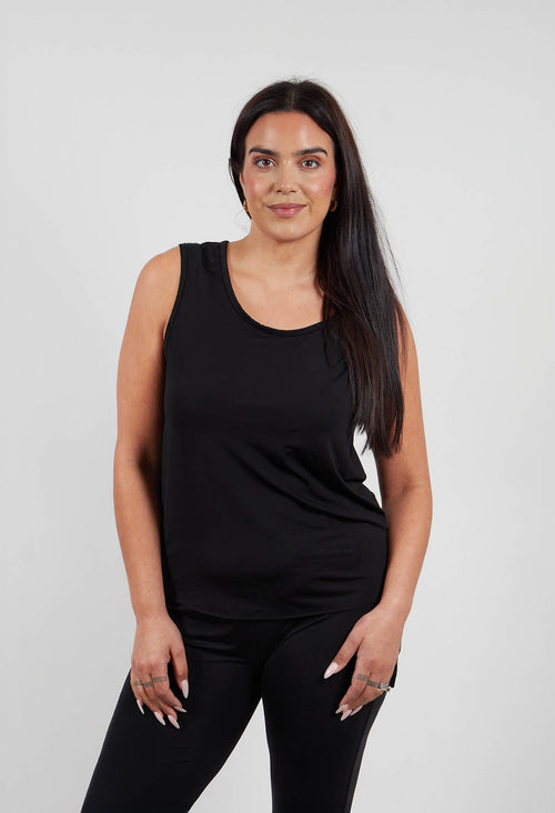 Chartress Top with Drop Hem at Back in Black