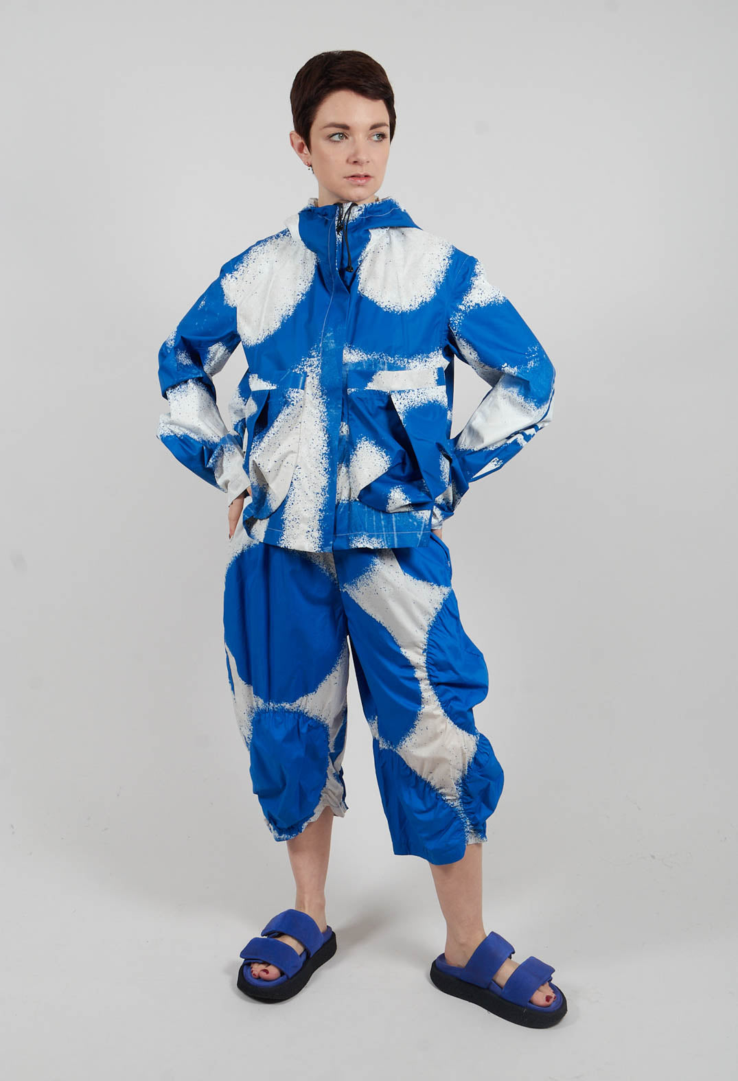 Cropped Hooded Jacket in Electric Print - 1001102