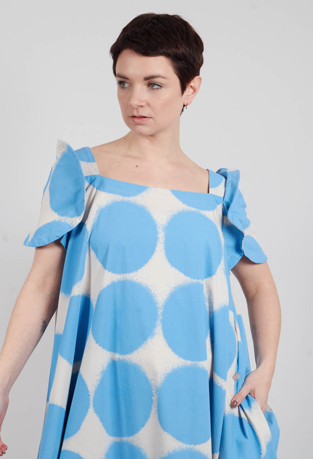 Round Sleeve Dress in Ice Print - 1630908