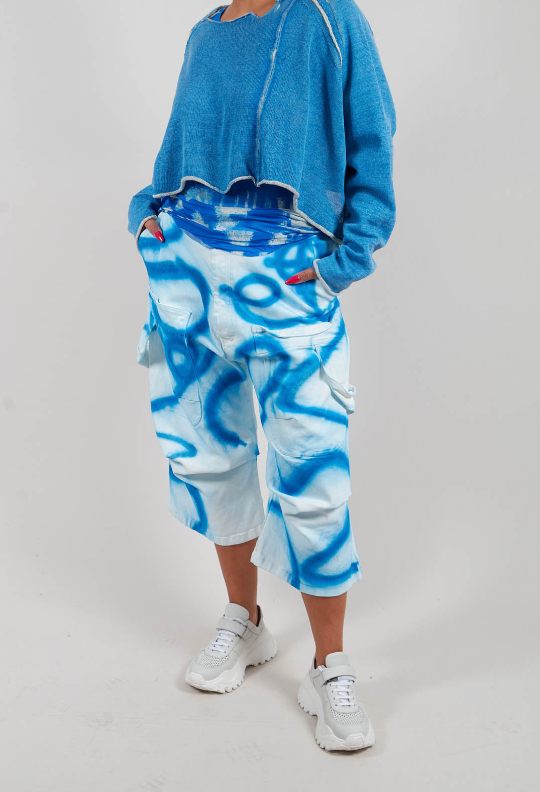 Denim Cropped Jeans in Graffiti 1040121