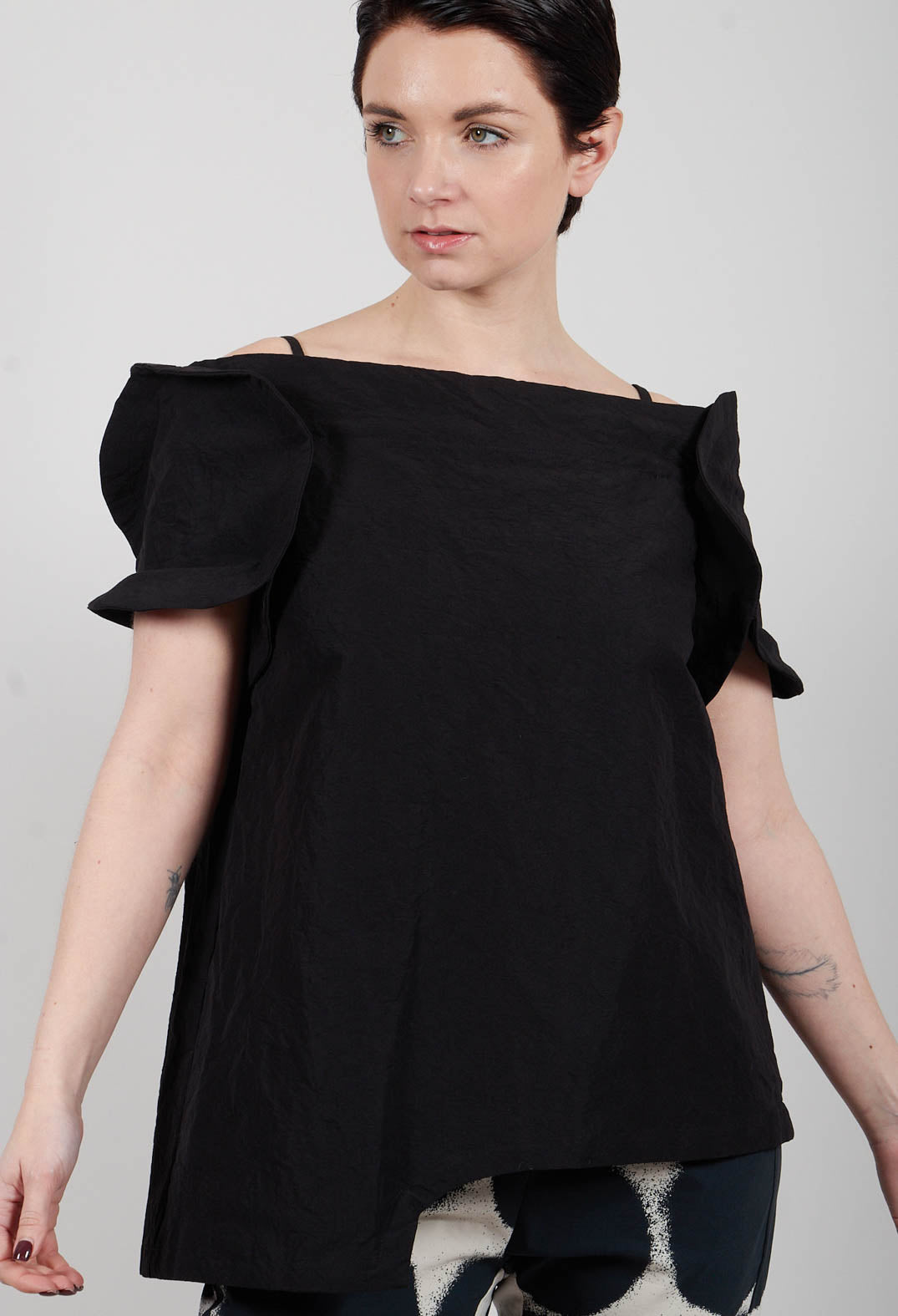Bardot Style Top in Black - 1120611