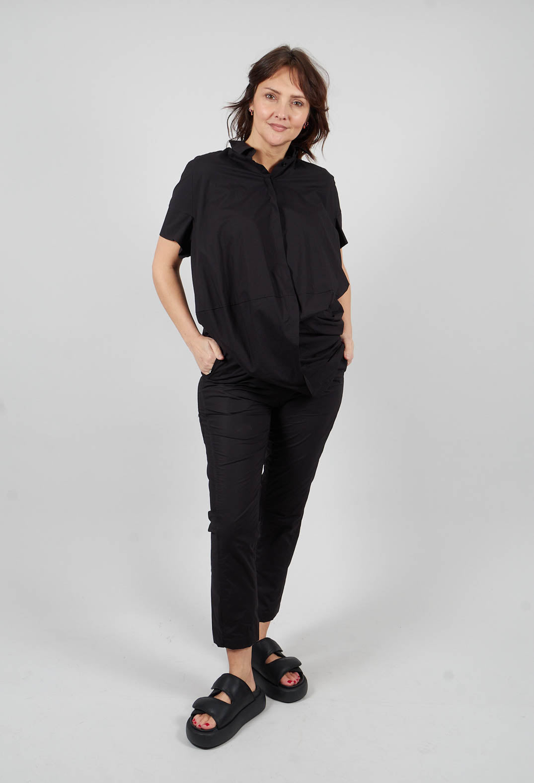 Balloon Shirt in Black - 1230404