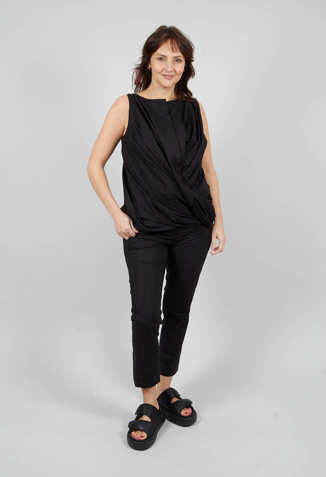 Sleeveless Balloon Top in Black - 1230805