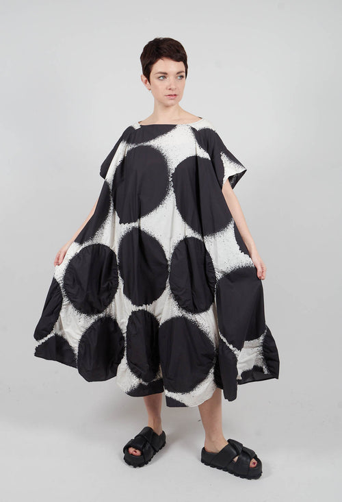 Relaxed T-Shirt Dress in Black Print - 1260901