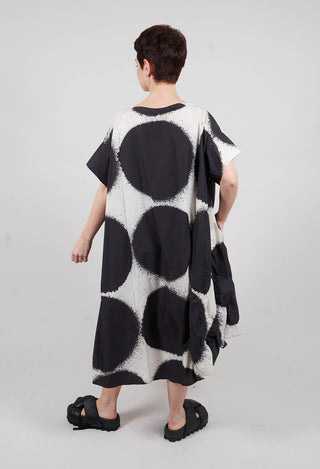 Relaxed T-Shirt Dress in Black Print - 1260901