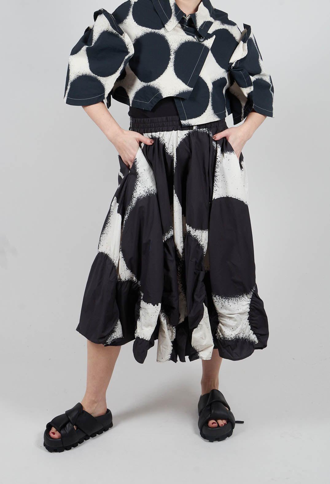 Elasticated A-Line Skirt in Black Print - 1260304