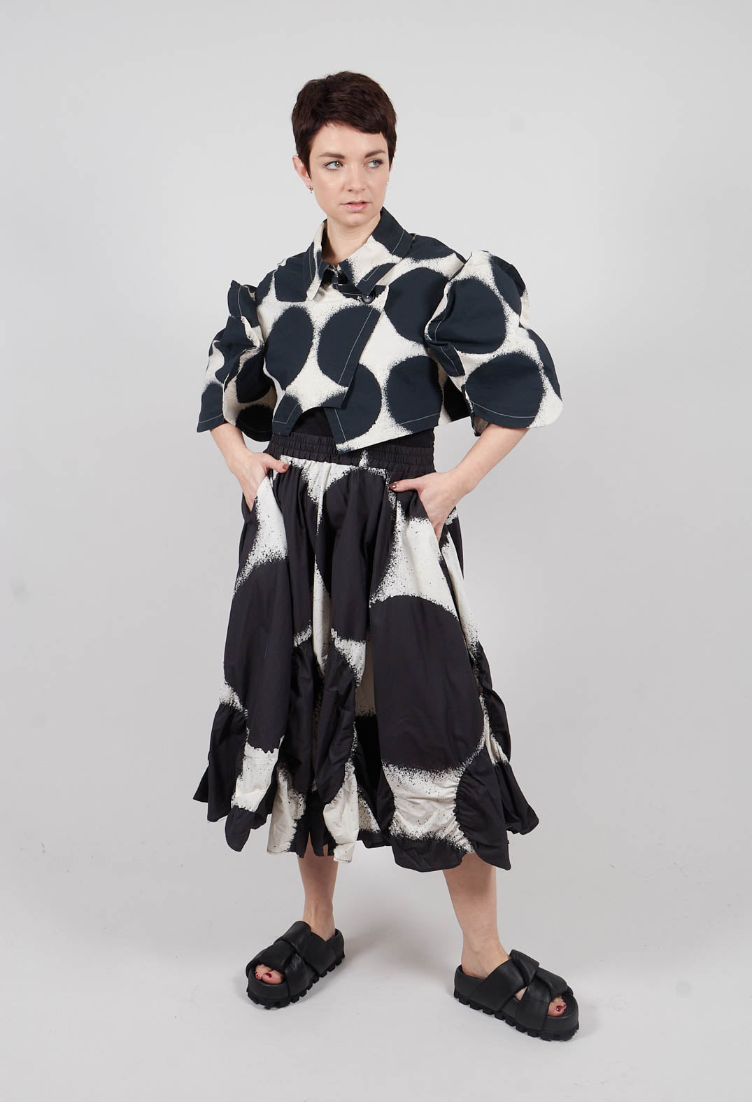 Elasticated A-Line Skirt in Black Print - 1260304